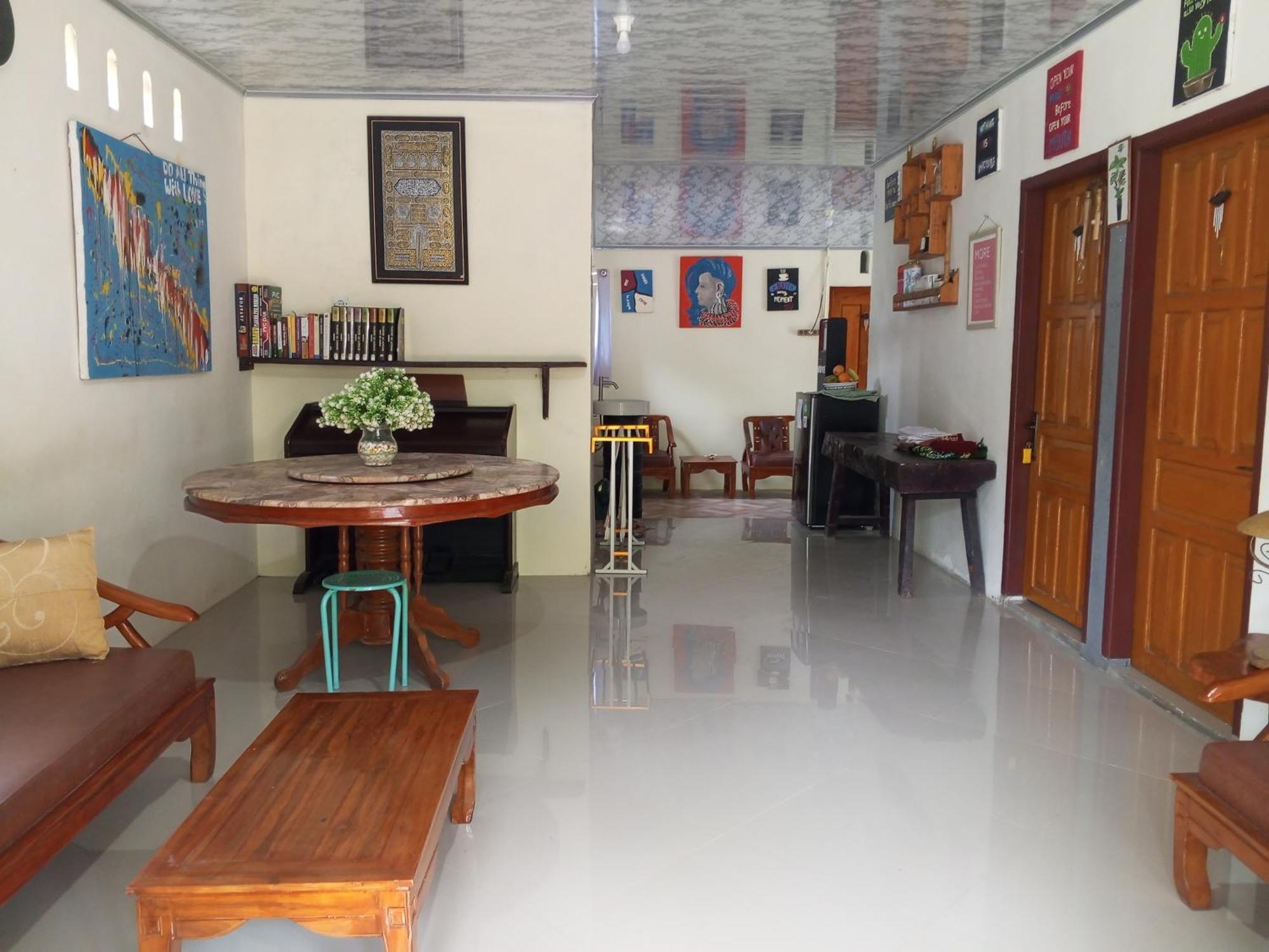 Appartamento Air Manis Secret Surfcamp Taluk Batung Esterno foto