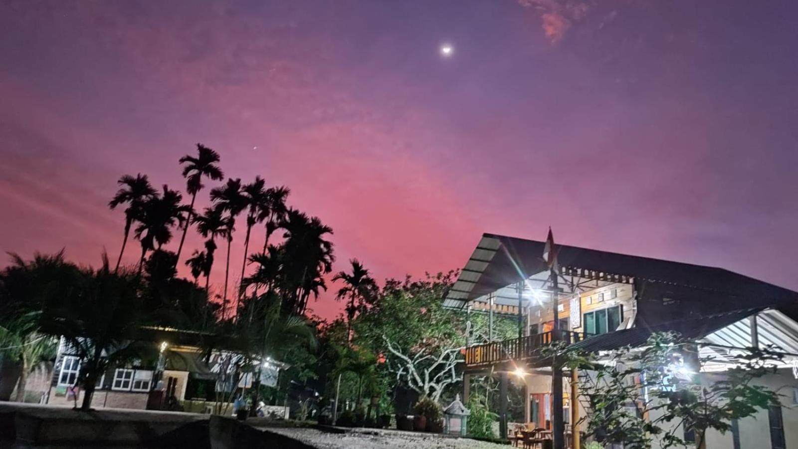 Appartamento Air Manis Secret Surfcamp Taluk Batung Esterno foto