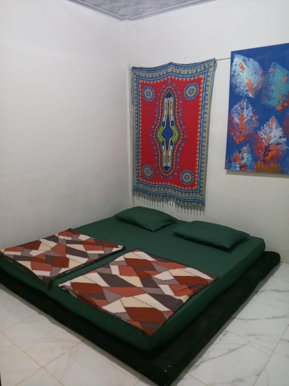 Appartamento Air Manis Secret Surfcamp Taluk Batung Esterno foto