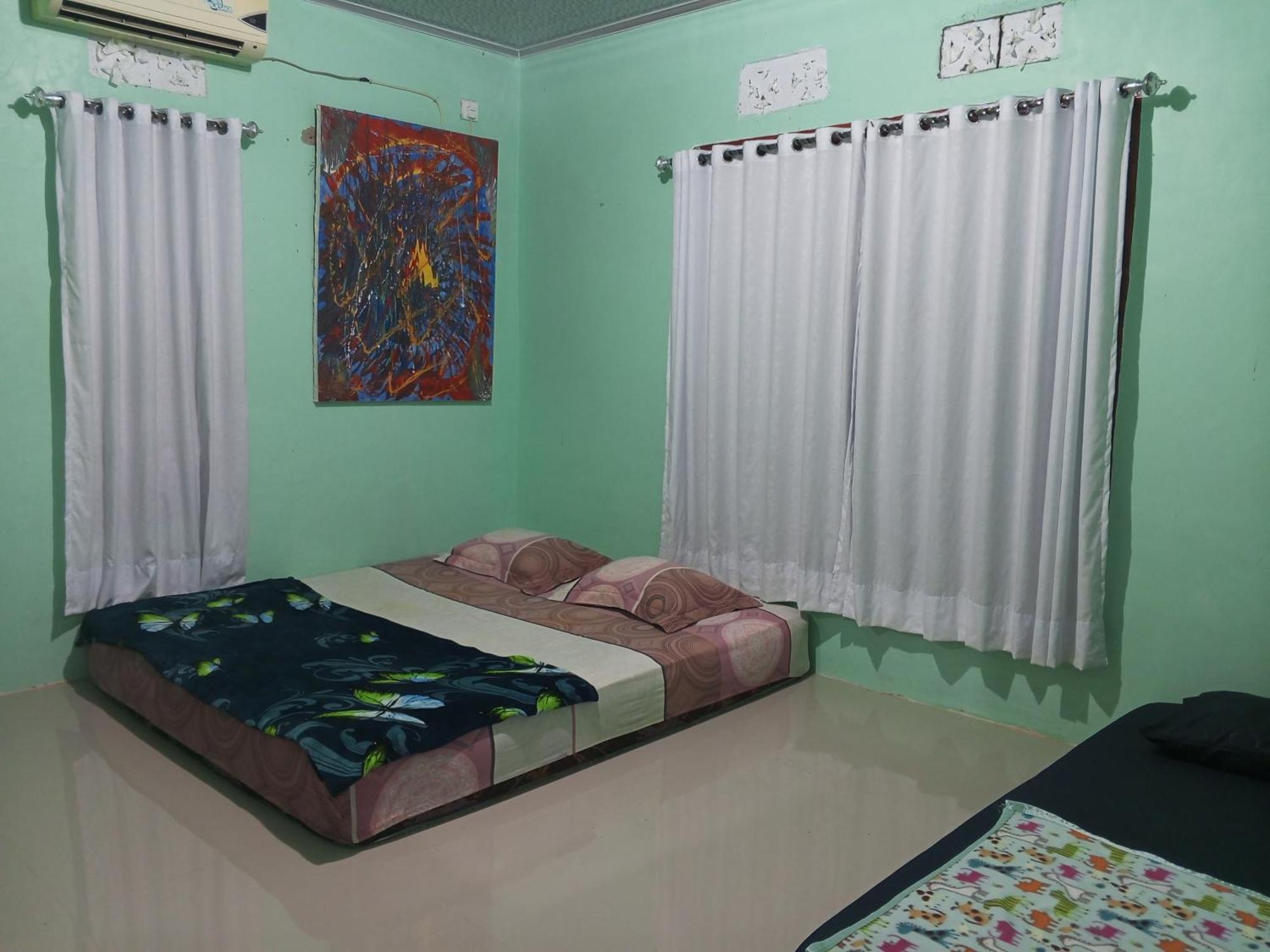 Appartamento Air Manis Secret Surfcamp Taluk Batung Esterno foto