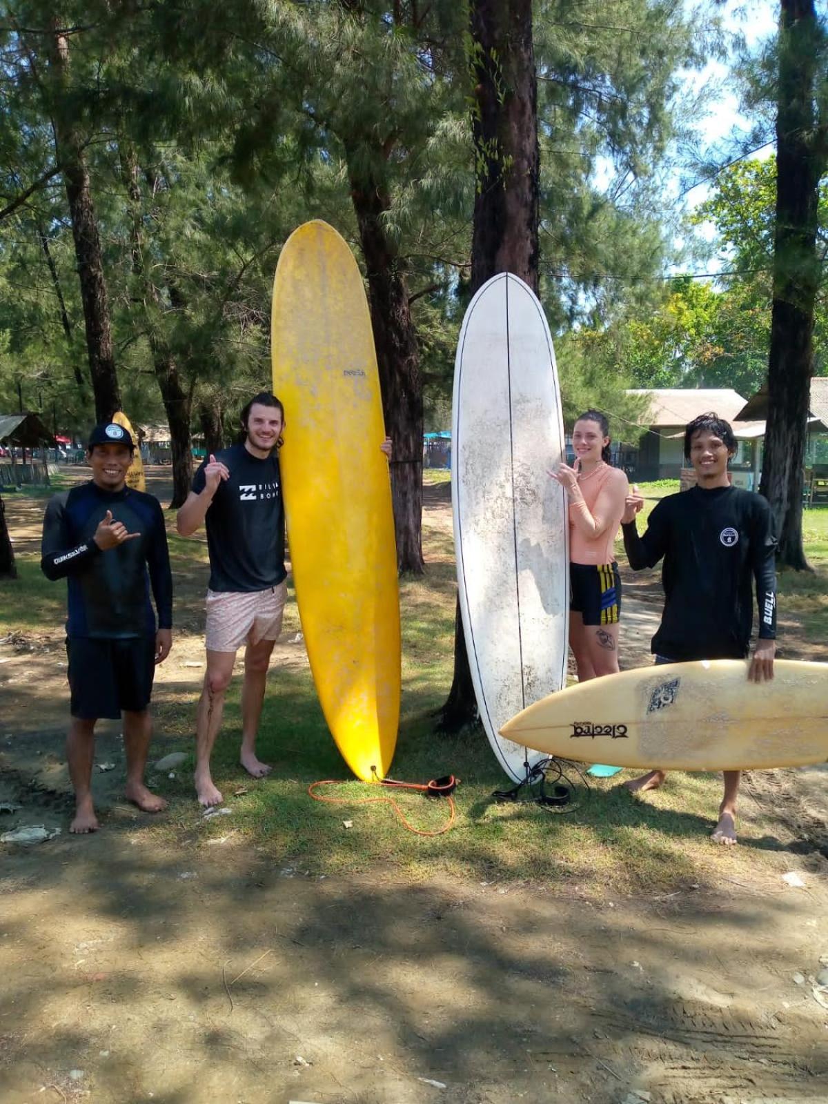 Appartamento Air Manis Secret Surfcamp Taluk Batung Esterno foto