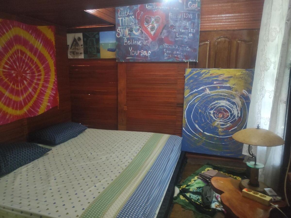 Appartamento Air Manis Secret Surfcamp Taluk Batung Esterno foto